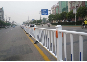 六安市市政道路护栏工程